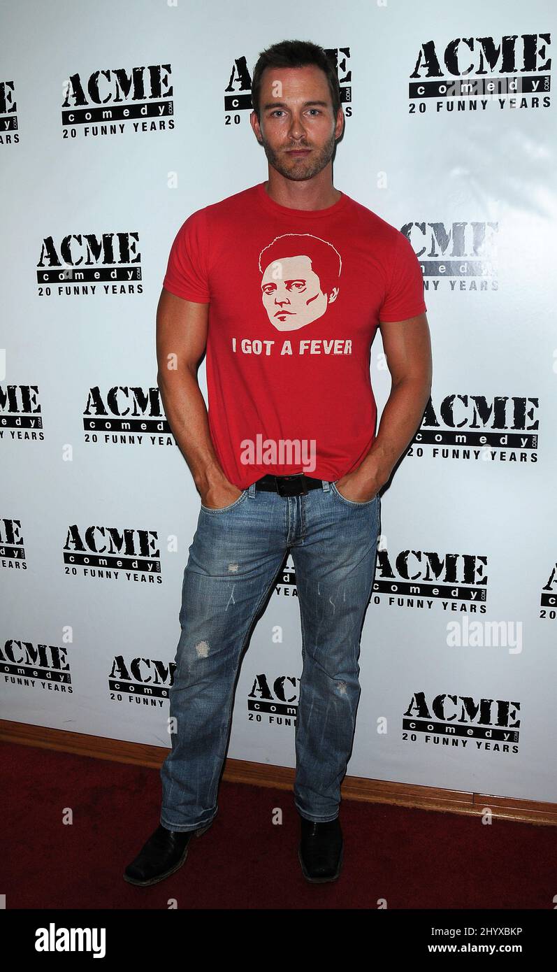 Eric Martsolf kommt für die „unscripted Hollywood Dream Role“ der ACME Comedy, die im ACME Comedy Theater, Los Angeles, stattfindet. Stockfoto