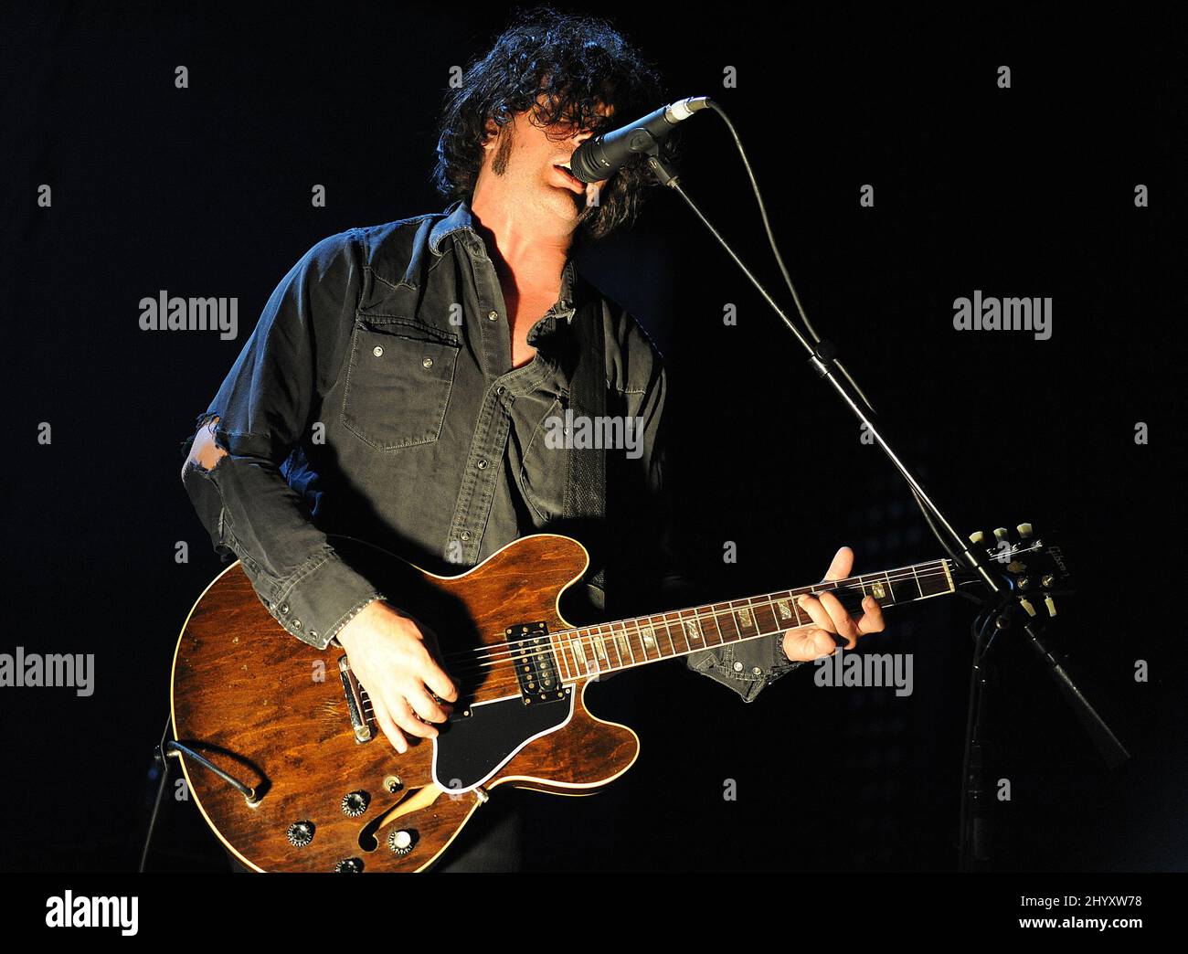 OPeter Hayes vom Black Rebel Motorcycle Club bei einem Konzert im Raleigh Boutique Amphitheatre Stockfoto