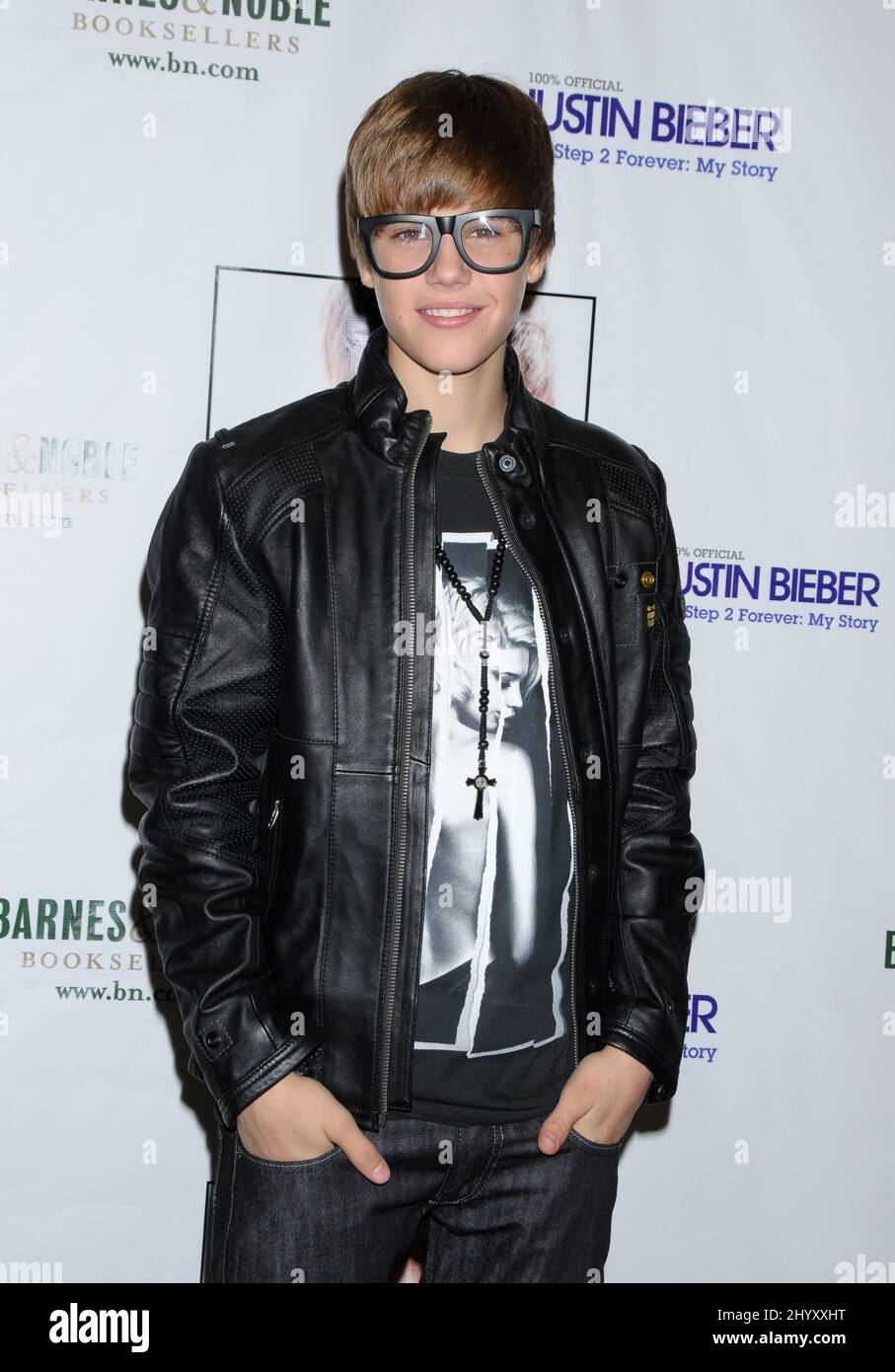 „Justin Bieber First Step 2 Forever: My Story“, Buchunterschrift bei Barnes and Noble at the Grove, Los Angeles. Stockfoto