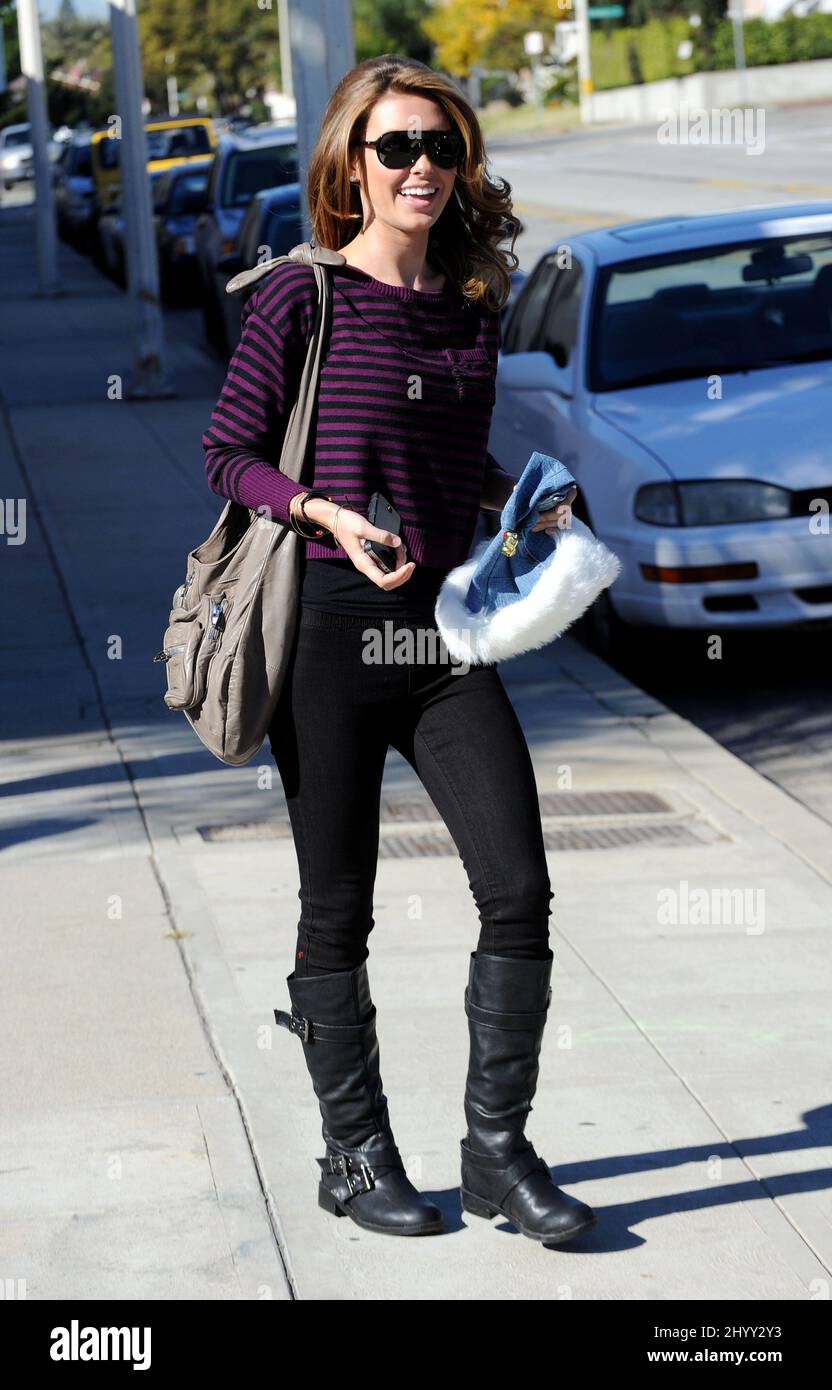 Audrina Patridge feiert die Feiertage im KMart, Burbank, Kalifornien. Stockfoto