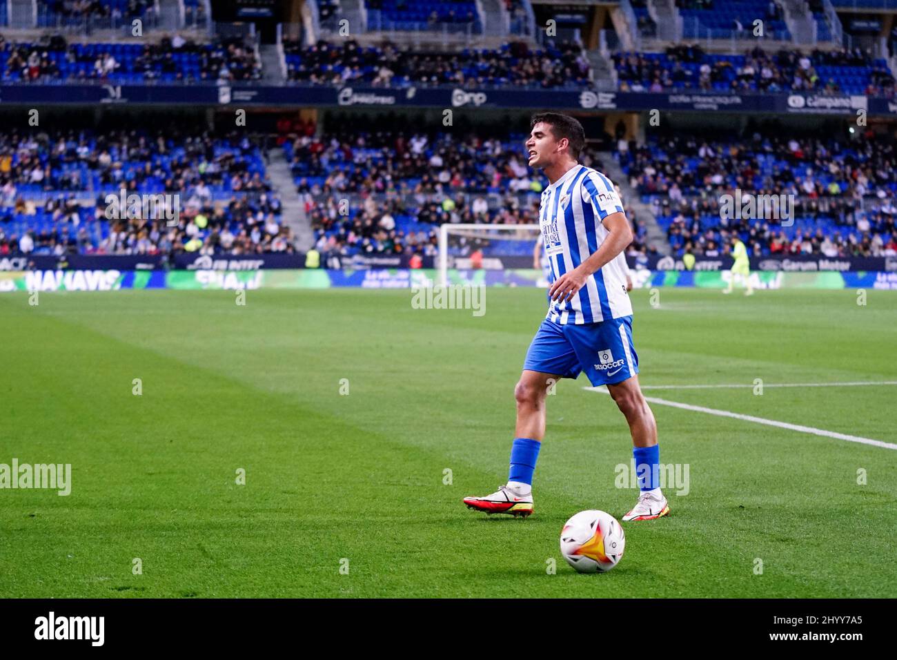 Victor Gomez wurde während des Matches von La Liga Smartbank 2021/2022 zwischen Malaga CF und SD Ponferradina im La Rosaleda Stadium gesehen. Endergebnis; Malaga CF 0:0 SD Ponferradina Stockfoto