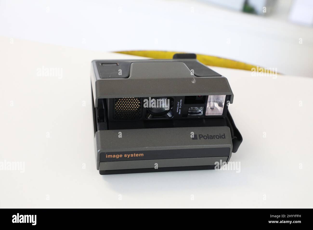 Polaroid Sofortkamera in einem Kameramuseum, Vadstena, Schweden. Stockfoto