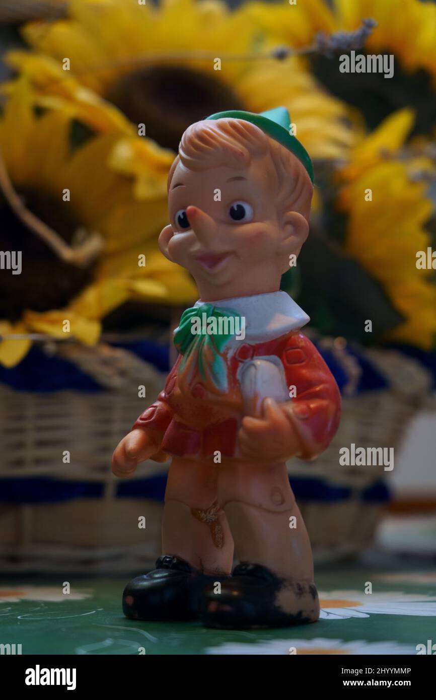 Pinocchio drawing Fotos und Bildmaterial in hoher Auflösung Alamy