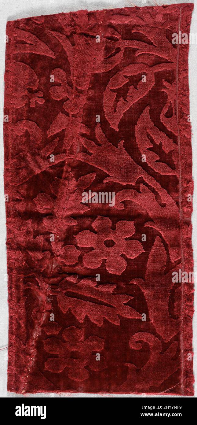 Textilfragment. Italien, 1560-1580. Textilien; Fragmente. Seidensamt im Flor-on-Flor-Stoff Stockfoto