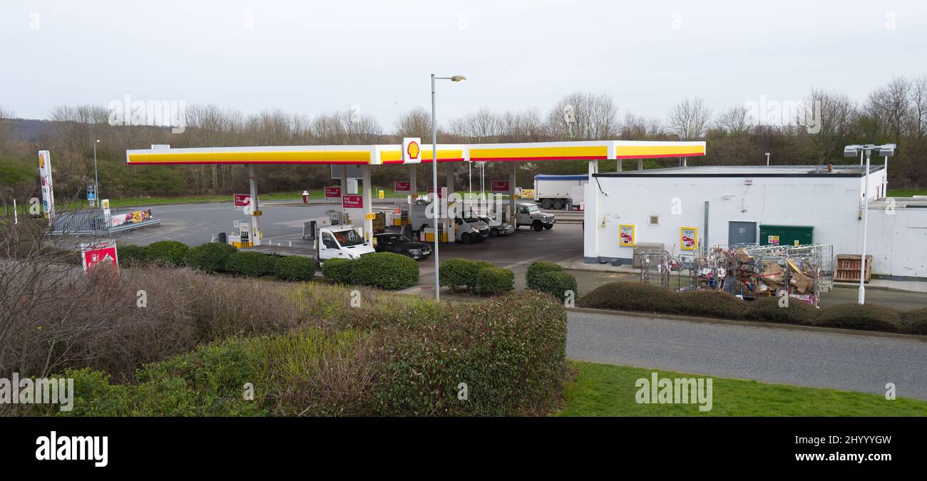 Shell-Tankstelle in Chester Services M56 Cheshire UK Stockfoto