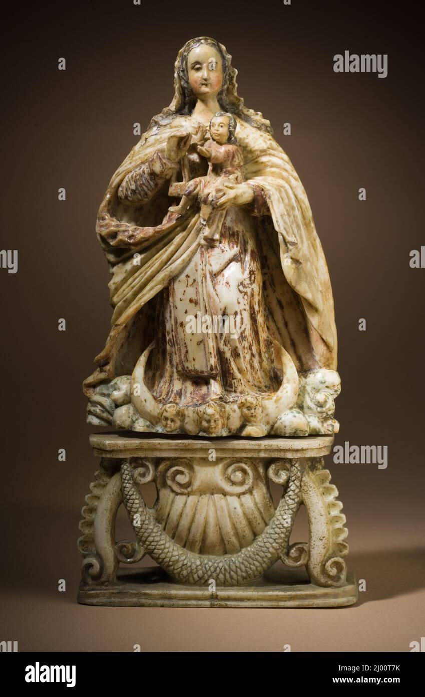 Jungfrau von Carmen mit dem Christkind (Virgen del Carmen con el Niño Jesús). Nicht identifizierter Künstler. Peru, Huamanga, 18.. Jahrhundert. Skulptur. Huamanga Stein (Alabaster), mit Rückständen von original Vergoldung und Polychromie Stockfoto