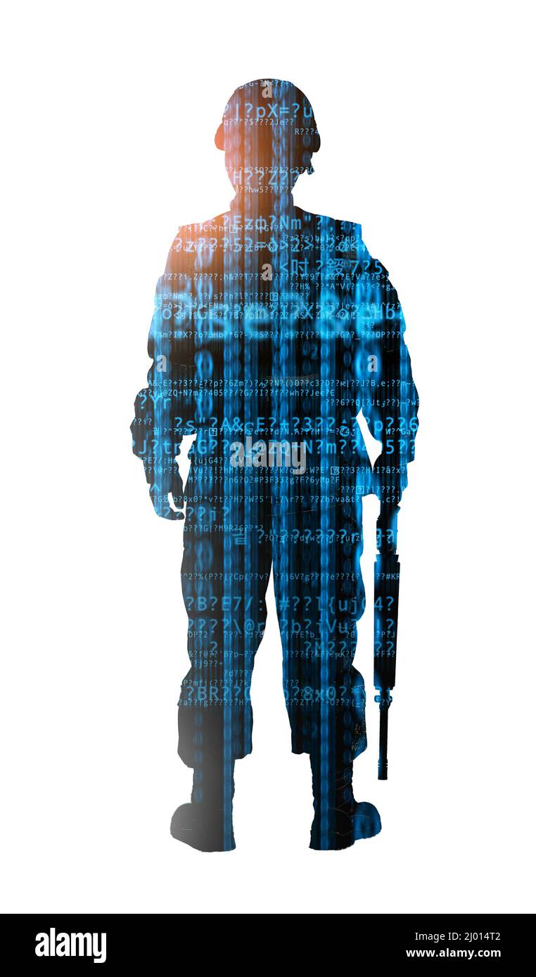 Doppelbelichtung von saluterndem Soldaten und Computercode auf weißem Hintergrund. Konzept der Cyberkriegsführung Stockfoto
