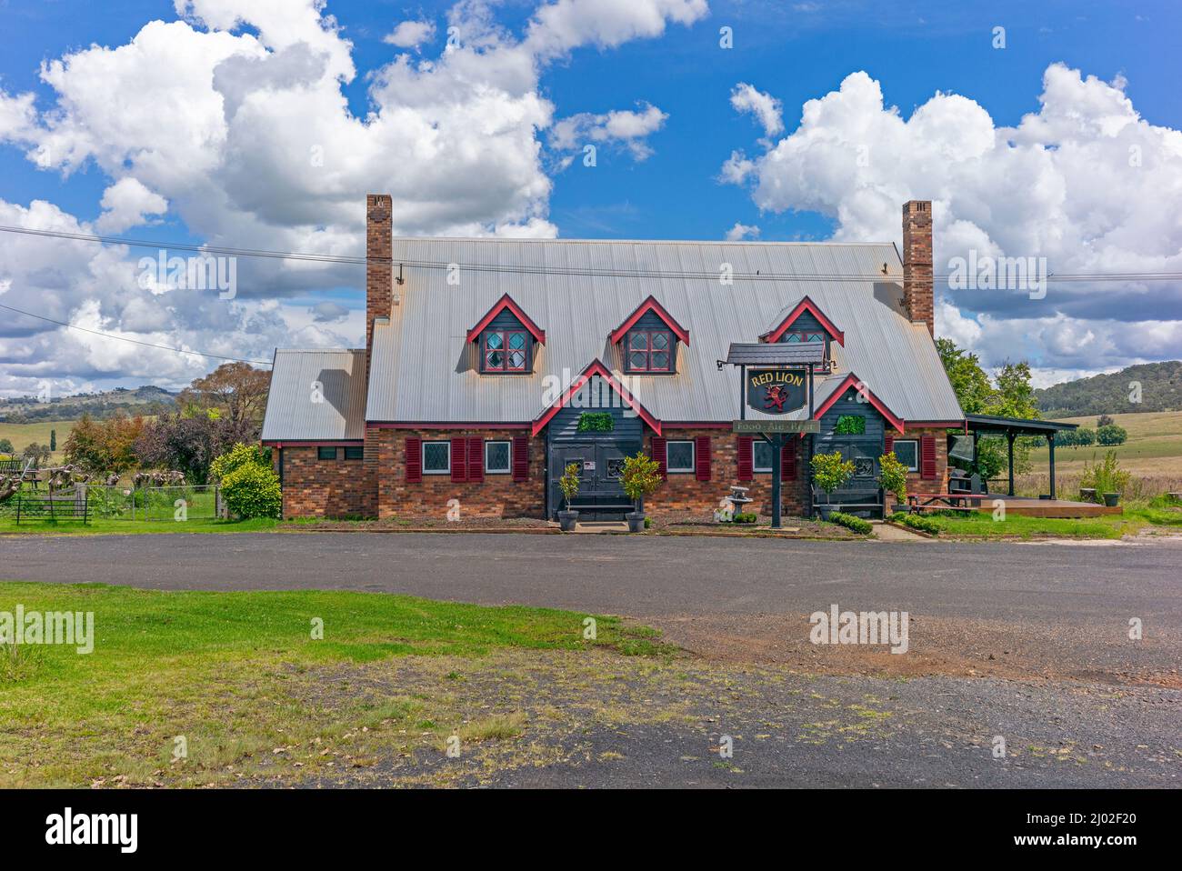 Die Red Lion Tavern, eine Taverne im schottischen Stil am New England Highway in Glencoe, im Norden von New South Wales, Australien, Stockfoto