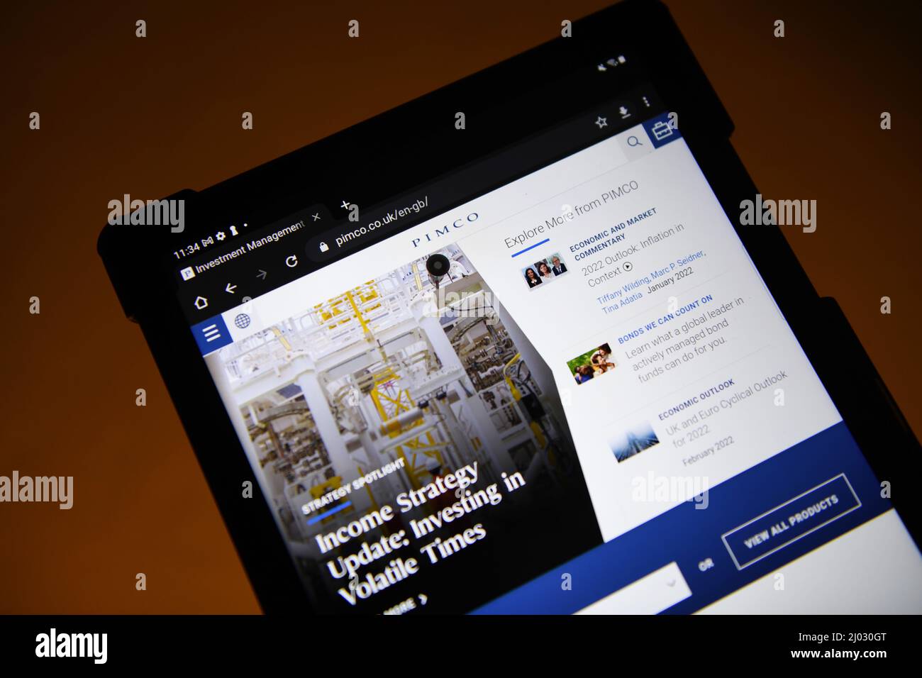 PIMCO: Investment Management Website auf einem Samsung Galaxy Tablet gesehen Stockfoto
