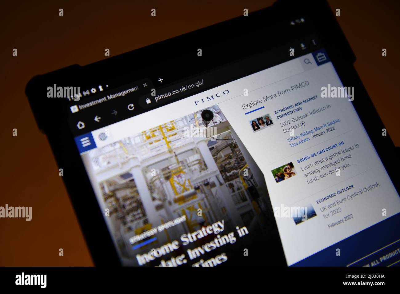 PIMCO: Investment Management Website auf einem Samsung Galaxy Tablet gesehen Stockfoto