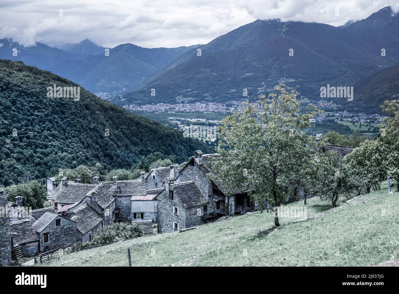 Weiler Naviledo, Montecrestese, Val d'Ossola, V.C.O. (Verbano-Cusio-Ossola), Piemont, Italien, Europa Stockfoto