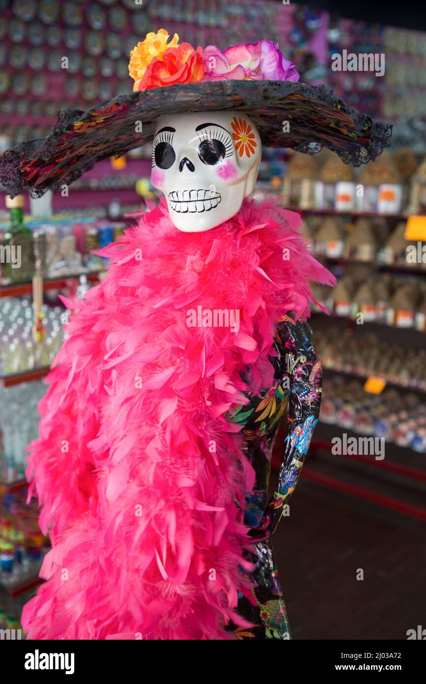 Dia de Muertos (Tag der Toten) Puppe, Merida, Bundesstaat Yucatan, Mexiko, Nordamerika Stockfoto