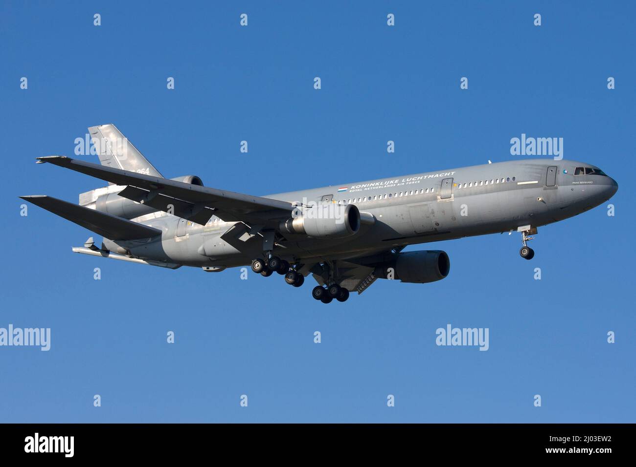 Royal Dutch Air Force McDonnell Douglas KDC-10-30CF (REG: T-264) Landebahn 13. Stockfoto