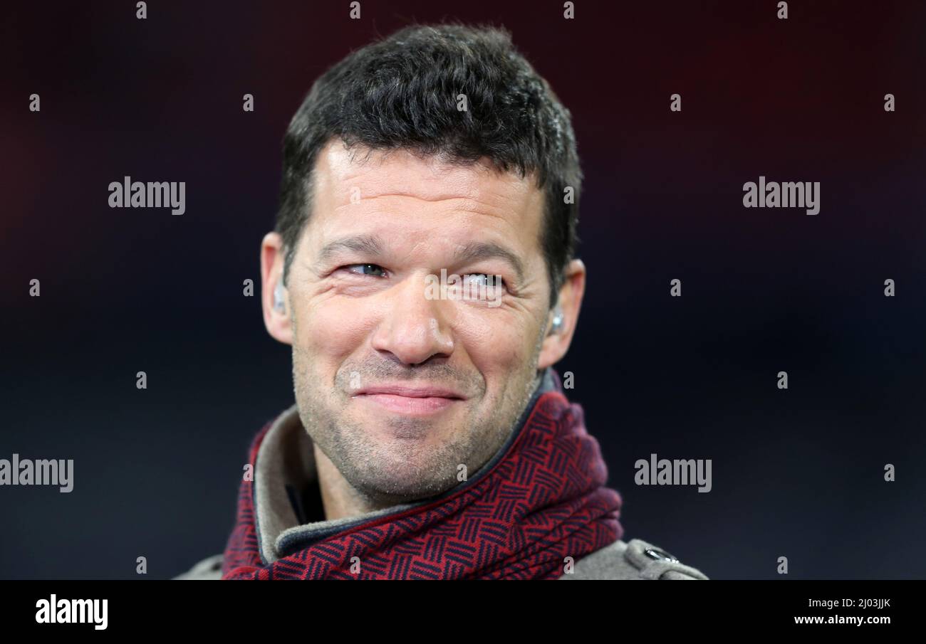 Michael Ballack Fussball UEFA Championsleague FC Bayern München - RB Salzburg 7:1 Achtelfinale RŸckspiel Saison 2021 / 2022 8.3.2022 © diebilderwelt / Alamy Stock Stockfoto