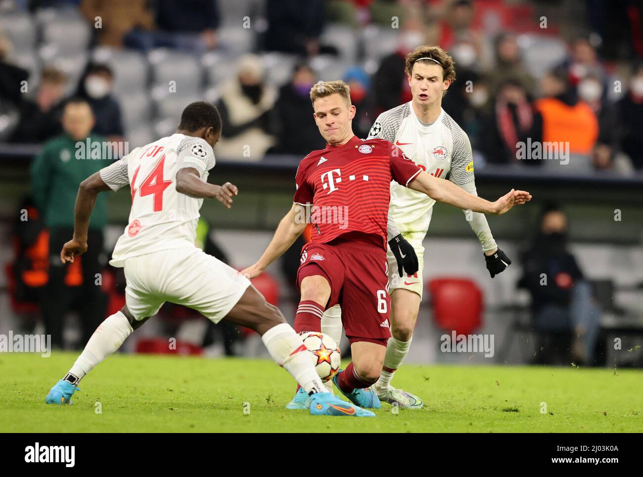 Joshua Kimmich von Bayern München Fussball UEFA Championsleague FC Bayern MŸnchen - RB Salzburg Achtelfinale RŸckspiel Saison 2021 / 2022 8.3.2022 © diebilderwelt / Alamy Stock Stockfoto