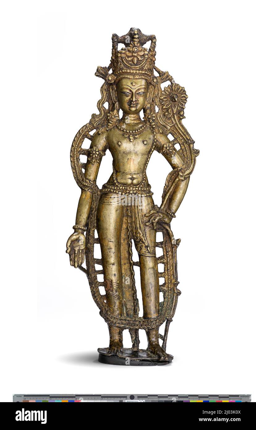 Der Bodhisattva Avalokiteshvara. Westtibet, 11.. Jahrhundert. Skulptur. Messing mit Silber- und Kupfereinlegeplatte; Farbspuren Stockfoto