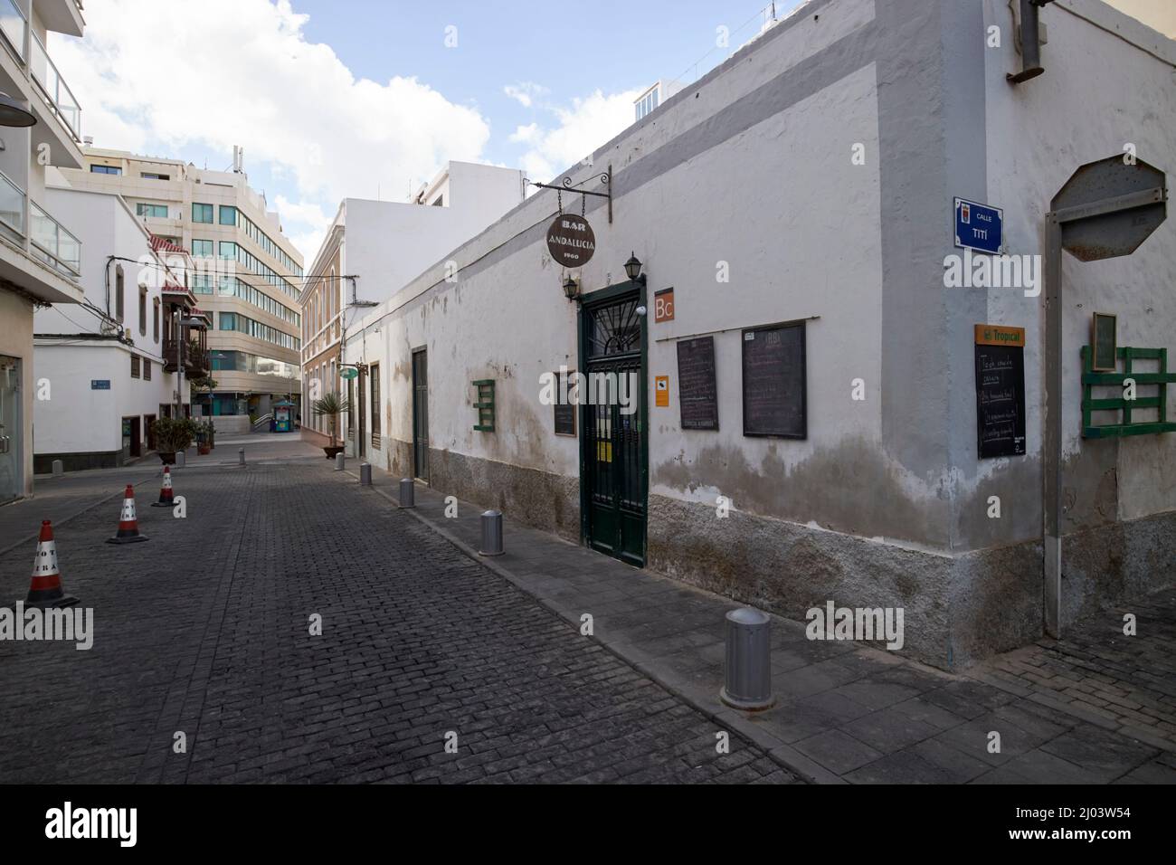 Leere Straßen an einem sonntag in der Innenstadt von arrecife lanzarote kanarische Inseln spanien Stockfoto