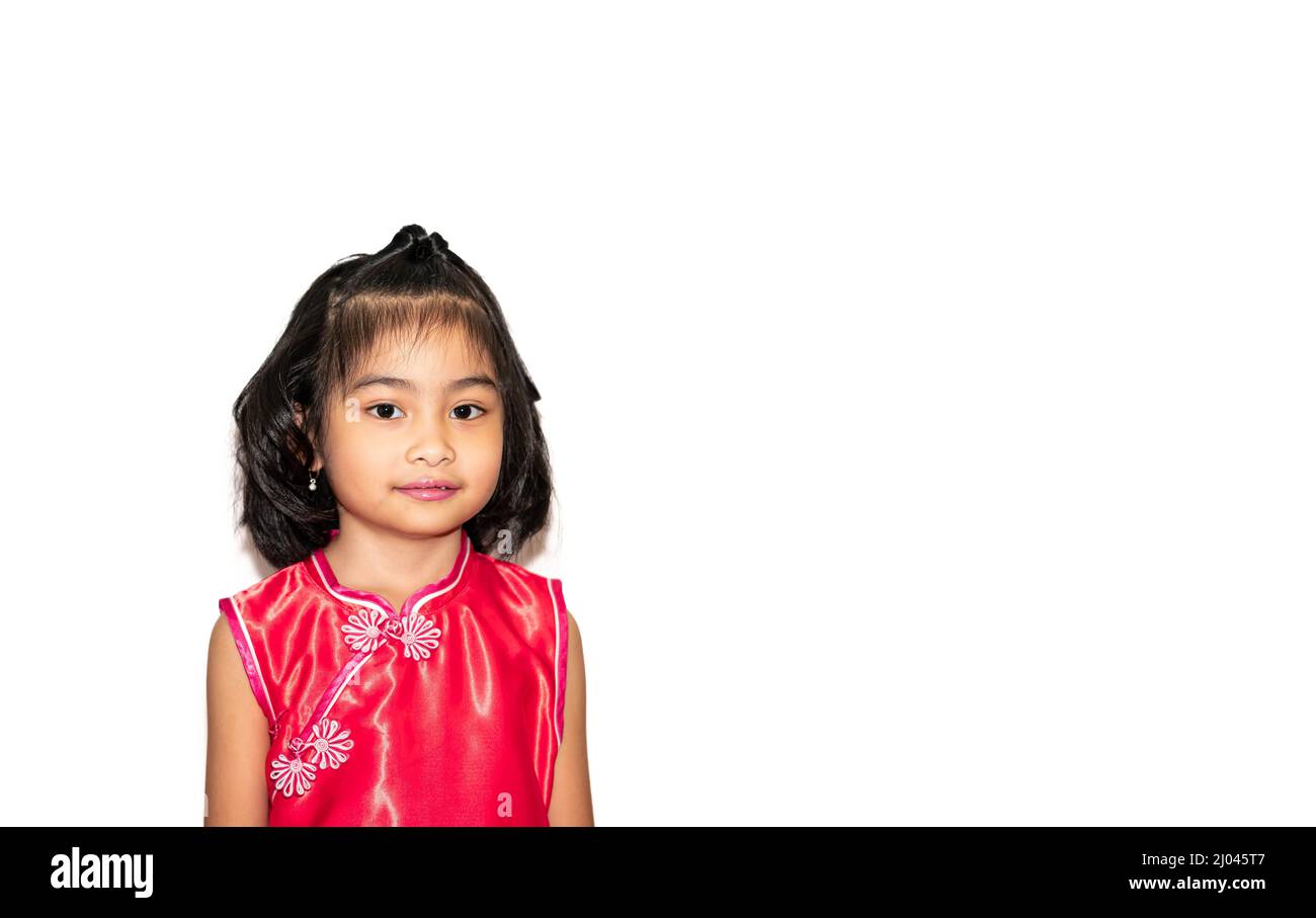 Glückliches, lächelndes asiatisches philippinisches Kind, das spielt Stockfoto