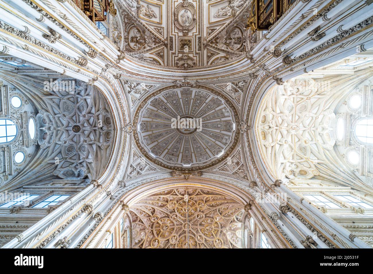 Kuppel der Kathedrale - Mezquita - Catedral de Córdoba in Cordoba, Andalusien, Spanien | Dom der Kathedrale - Mezquita - Moschee–Kathedrale von Cór Stockfoto