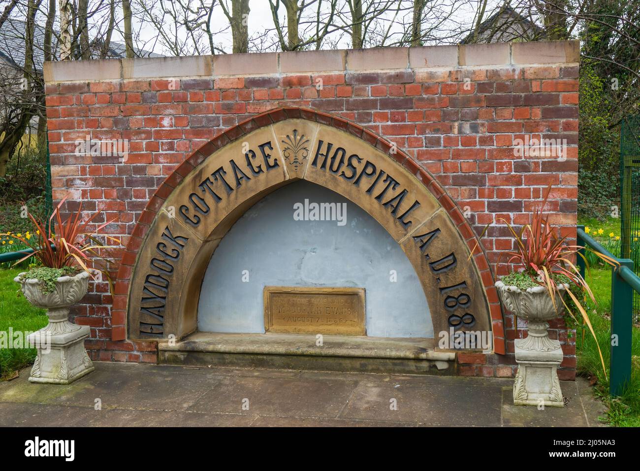 16.03.2022 Haydock, Merseyside, Großbritannien. Denkmal zur Bewahrung des Gedächtnisses und Erbes des ehemaligen Haydock Cottage Hospital Stockfoto