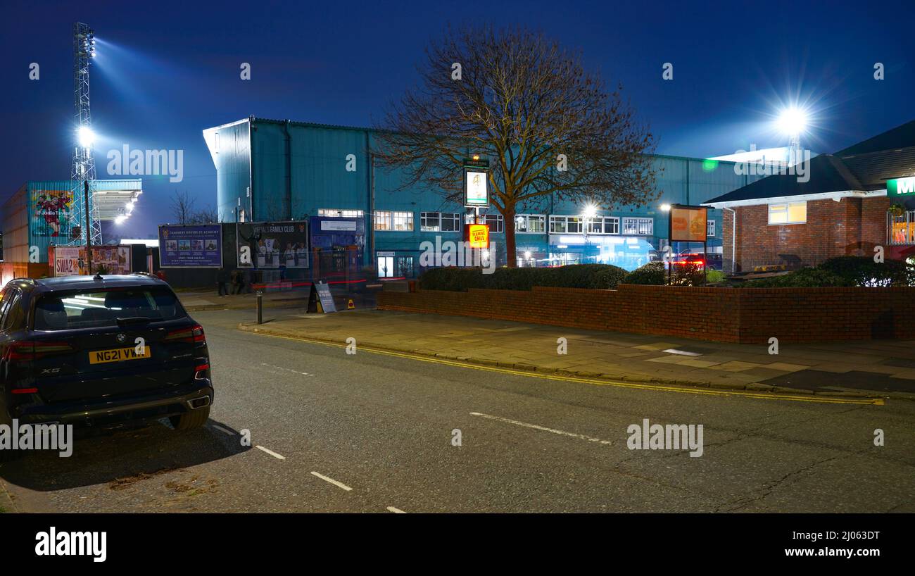 The Mersey Clipper Pub, neben dem Tranmere Rovers Football Ground, Prenton Park, Birkenhead, The Wirral. Bild aufgenommen im März 2022. Stockfoto