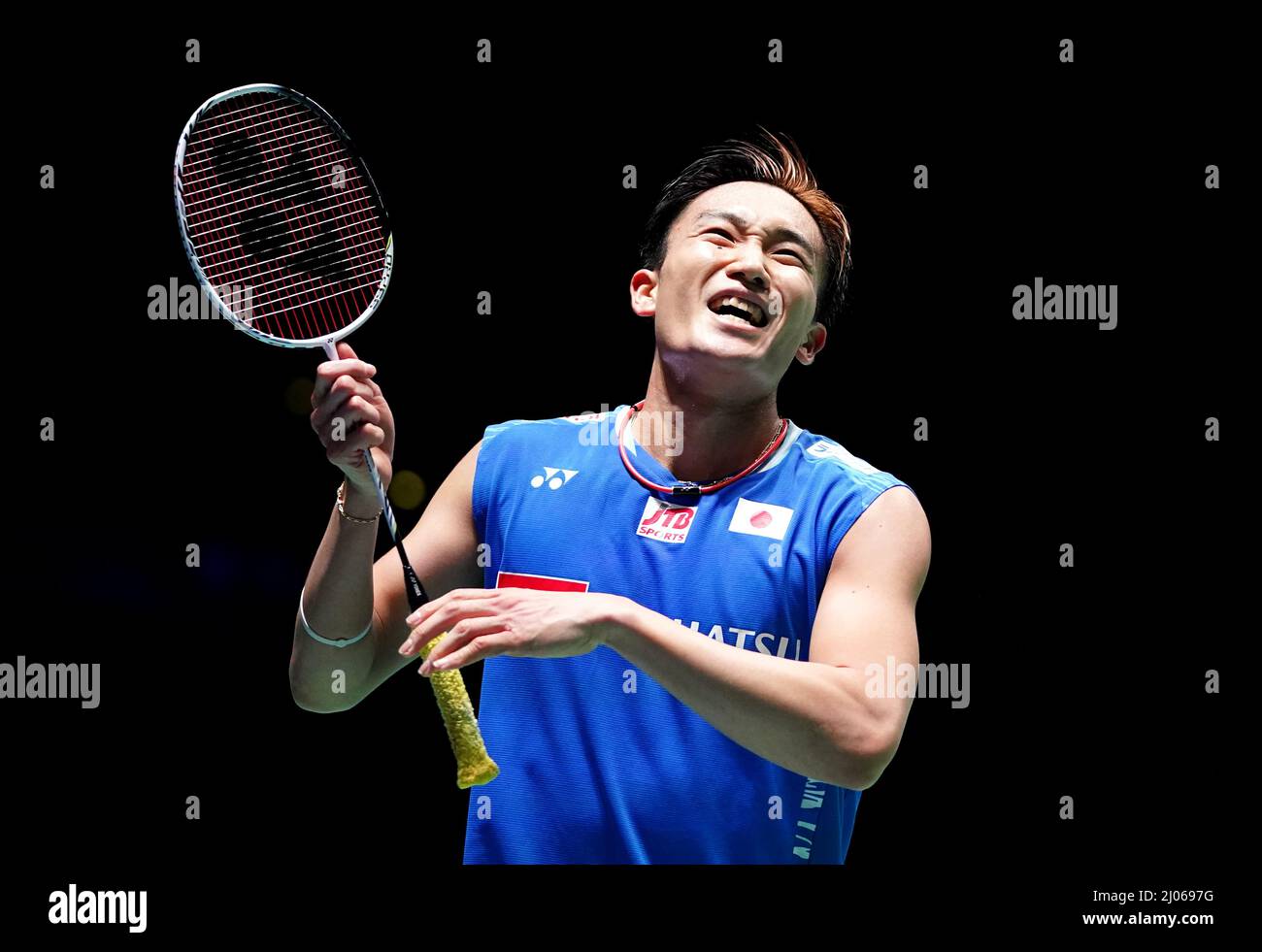 Der japanische Kento Momota ist am ersten Tag der YONEX