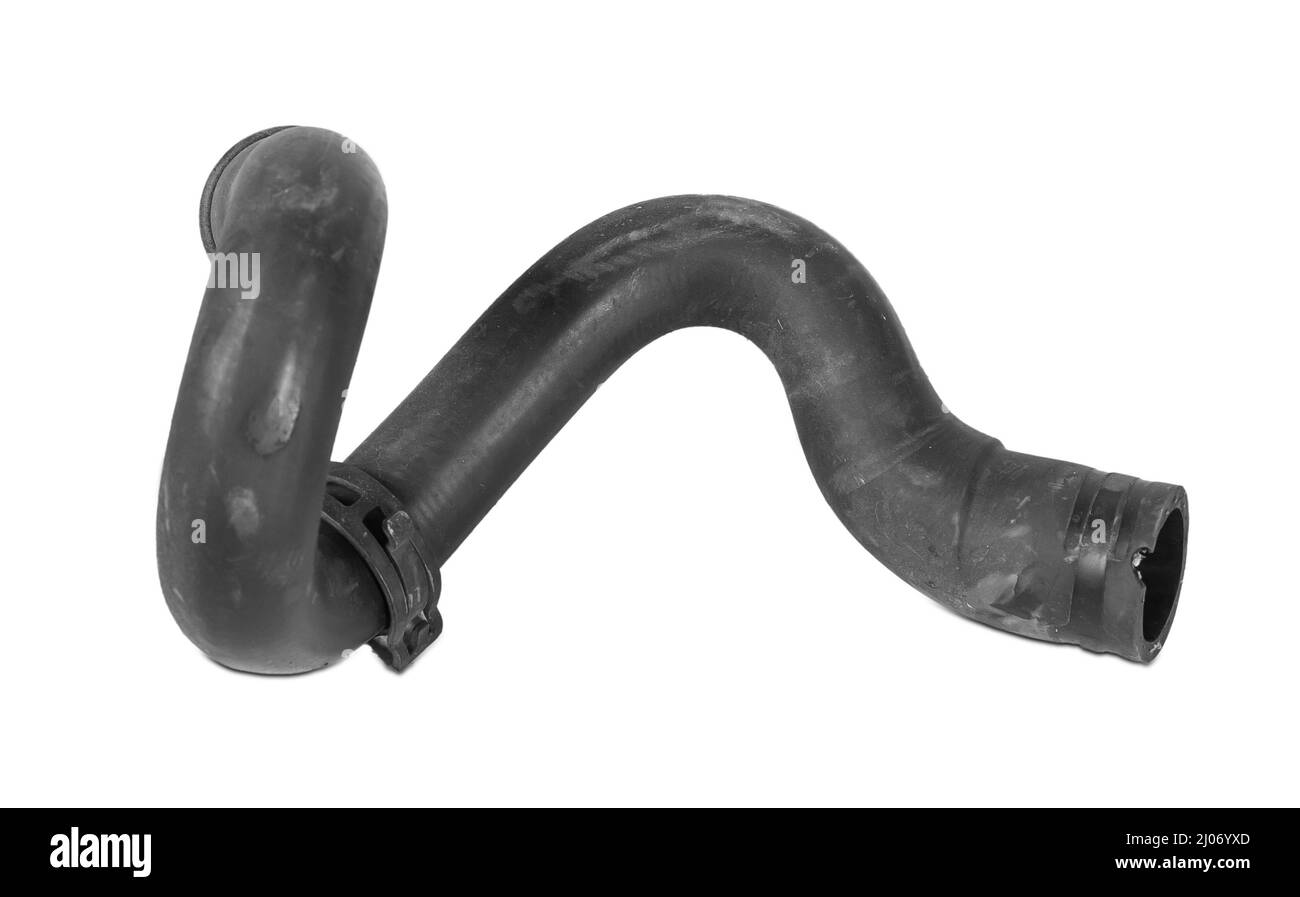 Schwarzer Kunststoffschlauch des Motorkühlsystems des Fahrzeugs an Ein weißer isolierter Hintergrund in einem Fotostudio als Ersatz Während der Reparatur oder für einen Katalog von Stockfoto
