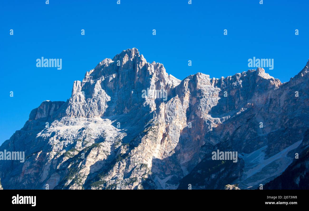 Herrliche Landschaften auf dem Sant'Antonio Pass, der Straße, die von Danta di Cadore in Comelico in Richtung Auronzo führt Stockfoto