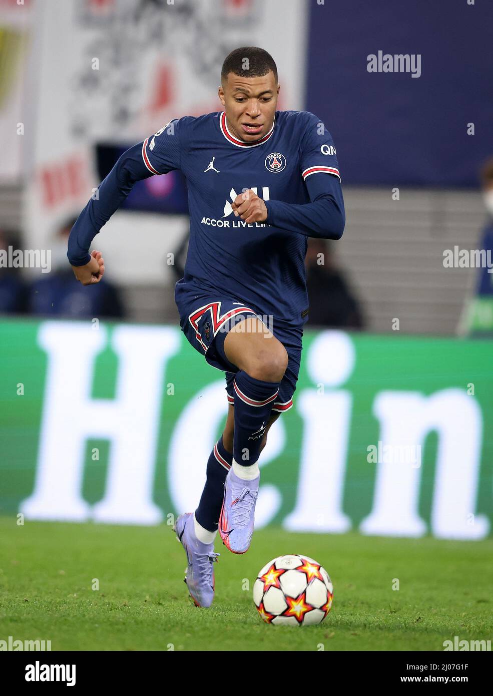 Kylian Mbappe von Paris Saint Germain Fussball UEFA Championsleague RB Leipzig - Paris St Germain Saison 2021 / 2022 3.11.2021 © diebilderwelt / Alamy Stock Stockfoto