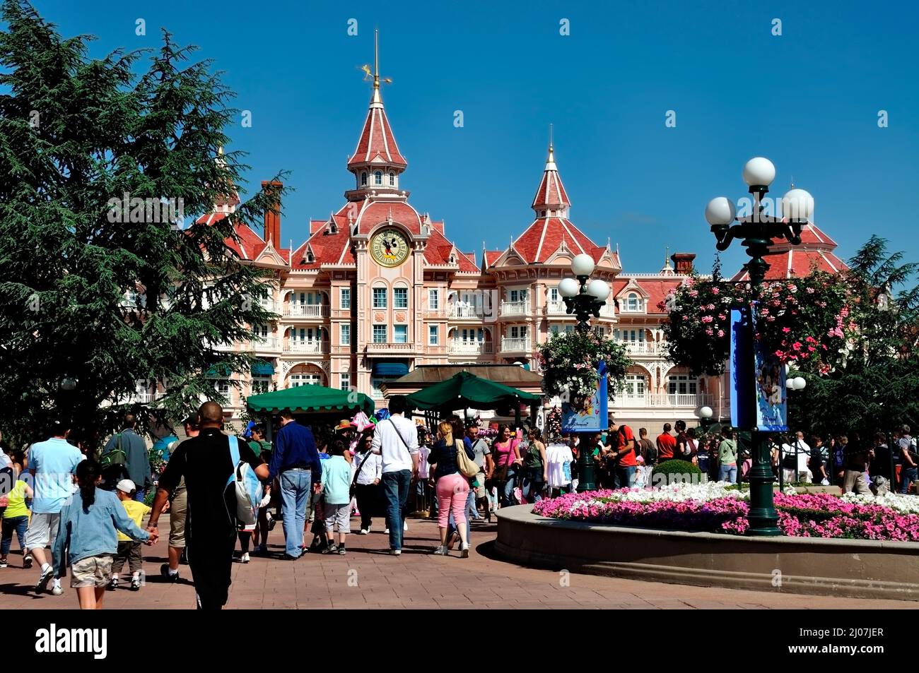 Chessy, Frankreich, Freizeitparks, Besucher von Disneyland Paris, Disneyland Hotel, Urlaub, Urlaub Stockfoto