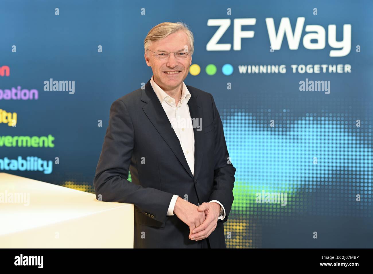 Friedrichshafen, Deutschland. 17. März 2022. Wolf-Henning Scheider, Leiter der ZF Friedrichshafen AG. Quelle: Felix Kästle/dpa/Alamy Live News Stockfoto