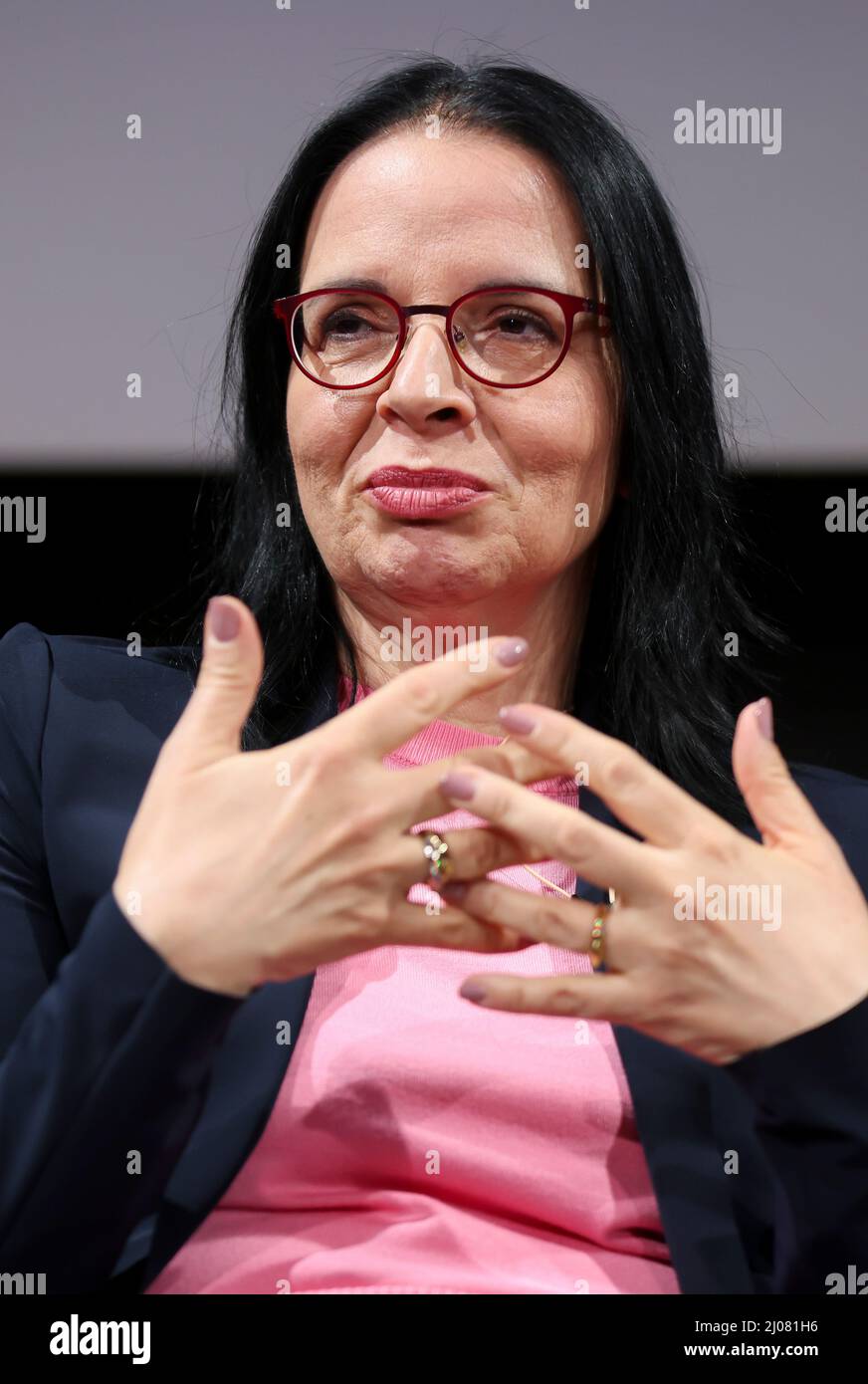 Andrea Mayer Staatssekretär Stockfotos und -bilder Kaufen - Alamy