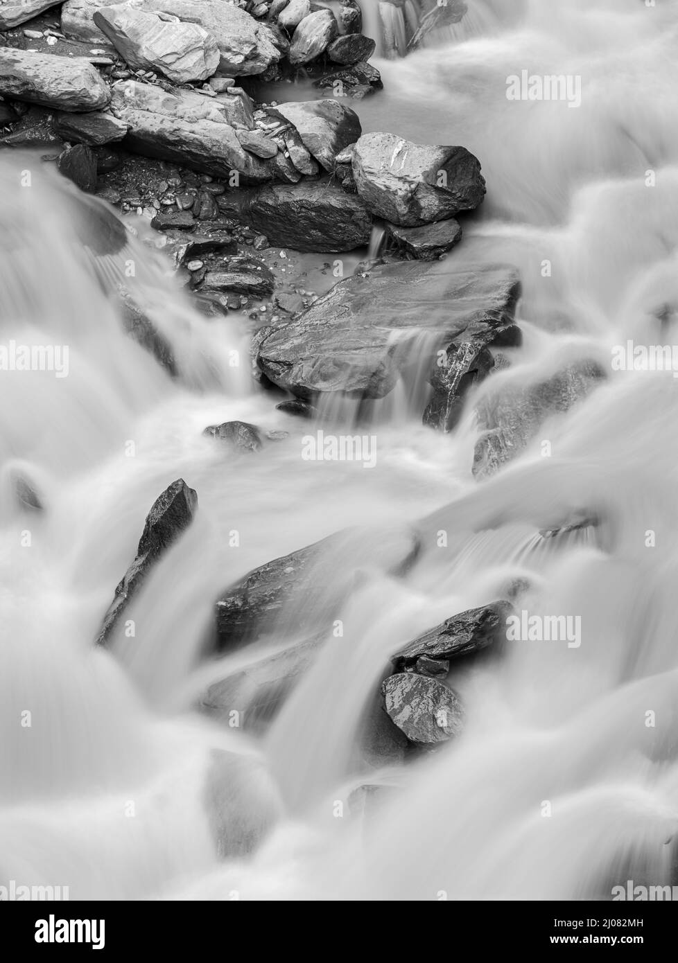 Gletscherbach Rotmoosache in den Ötztaler Alpen im Naturpark Ötztal bei Obergurgl. Europa, Österreich, Tirol Stockfoto