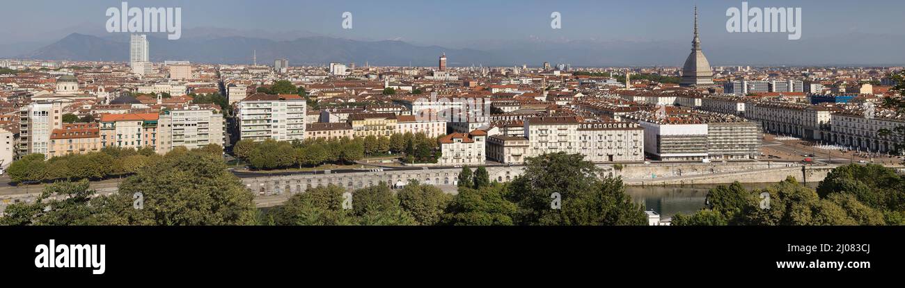 Stadtbild von Turin vom Monte dei Cappuccini, Italien. Stockfoto