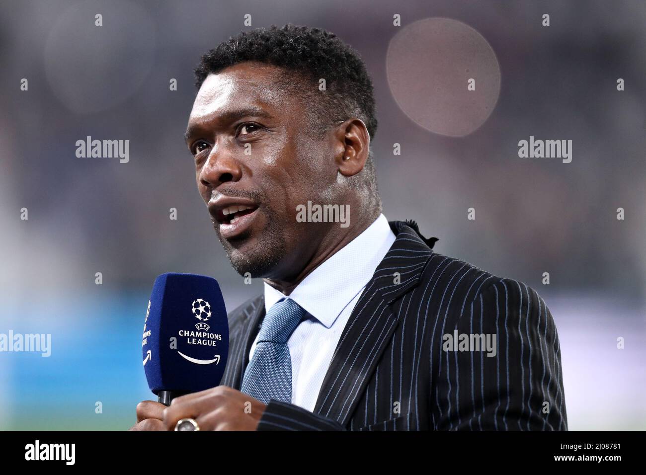 Turin, Italien. 16. März 2022. Der ehemalige Spieler Clarence Seedorf schaut während der UEFA Champions League Runde des Spiels Sixteen Leg Two zwischen Juventus FC und Villareal CF am 16. März 2022 im Allianz Stadium zu. Quelle: Marco Canoniero/Alamy Live News Stockfoto