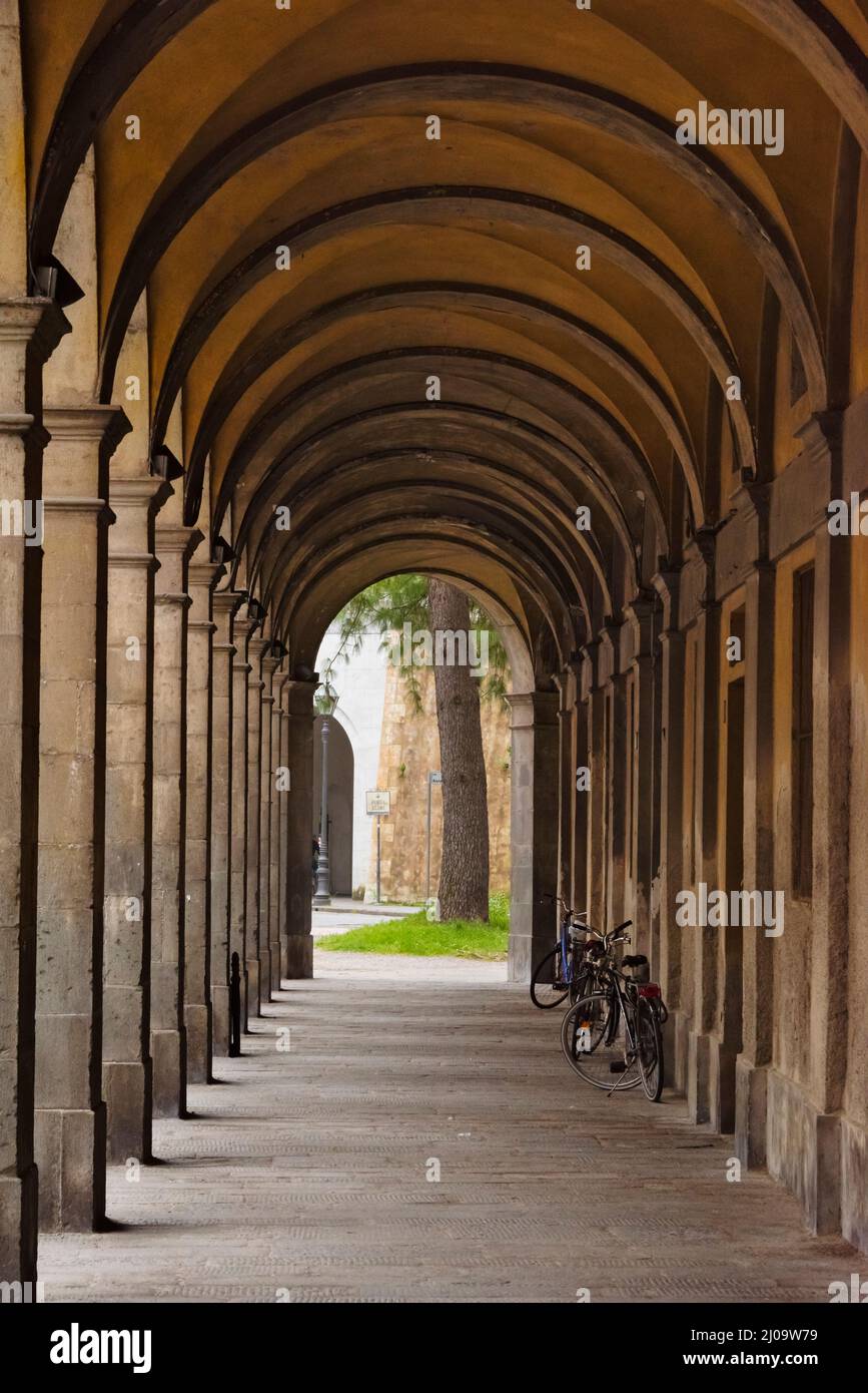 Arch Corridor, Lucca, Provinz Lucca, Toskana, Italien Stockfoto