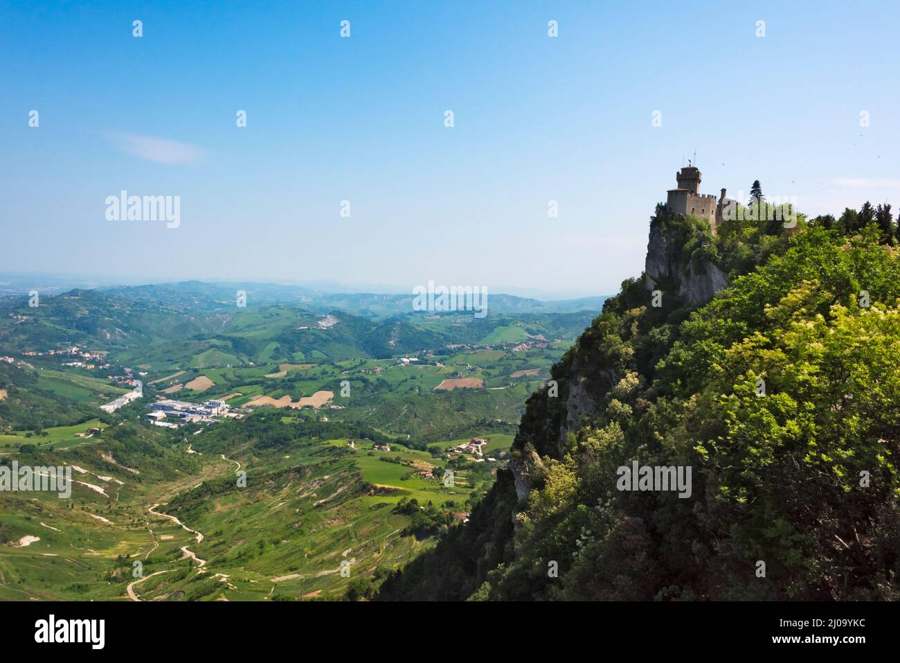 Festung von Guaita auf dem Berg Titano, der erste Turm der drei Türme von San Marino, Republik San Marino Stockfoto