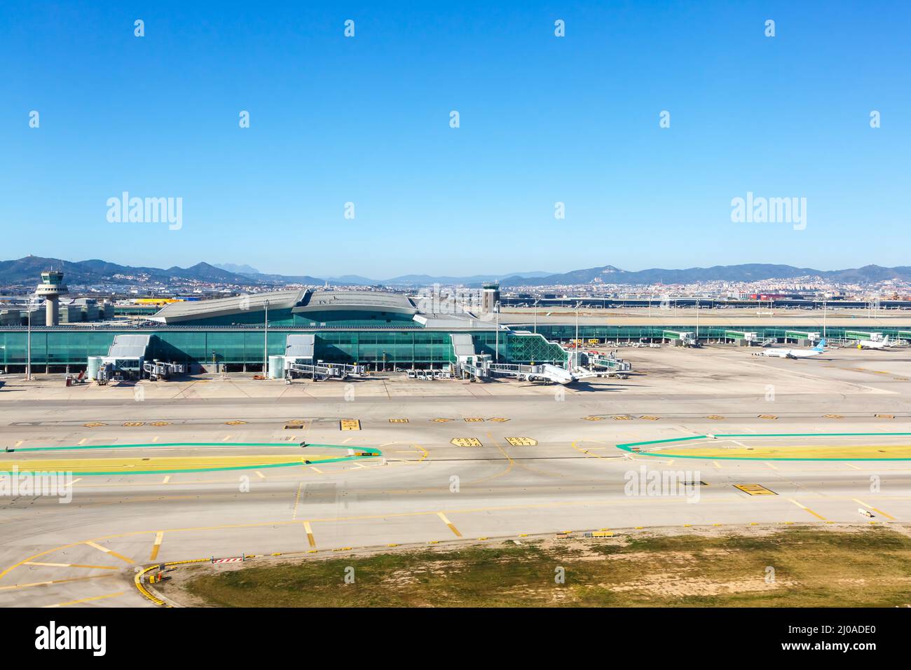 Barcelona flughafen terminal 1 -Fotos und -Bildmaterial in hoher ...