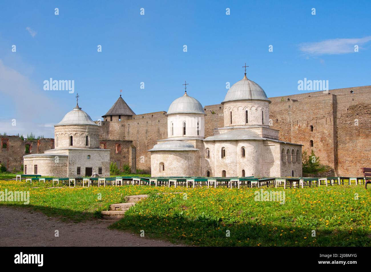 Die Kathedrale der Annahme und St. Nikolaus-Kirche in Ivangorod Festung Stockfoto