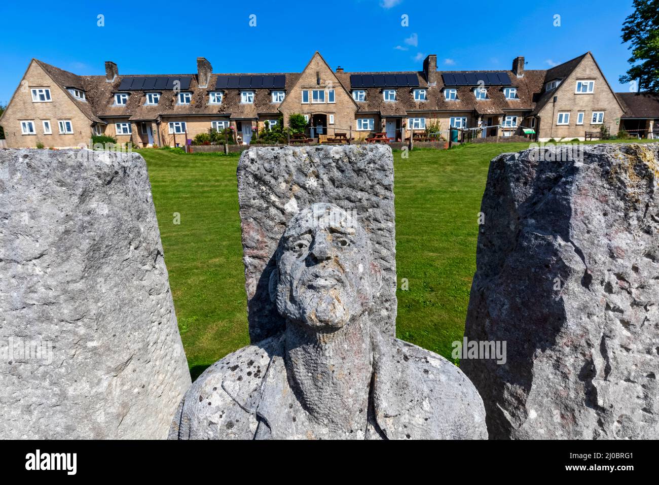 England, Dorset, Dorchester, Tolpuddle, Steinstatue von George Loveless vor dem Tolpuddle Martyrs Museum Stockfoto