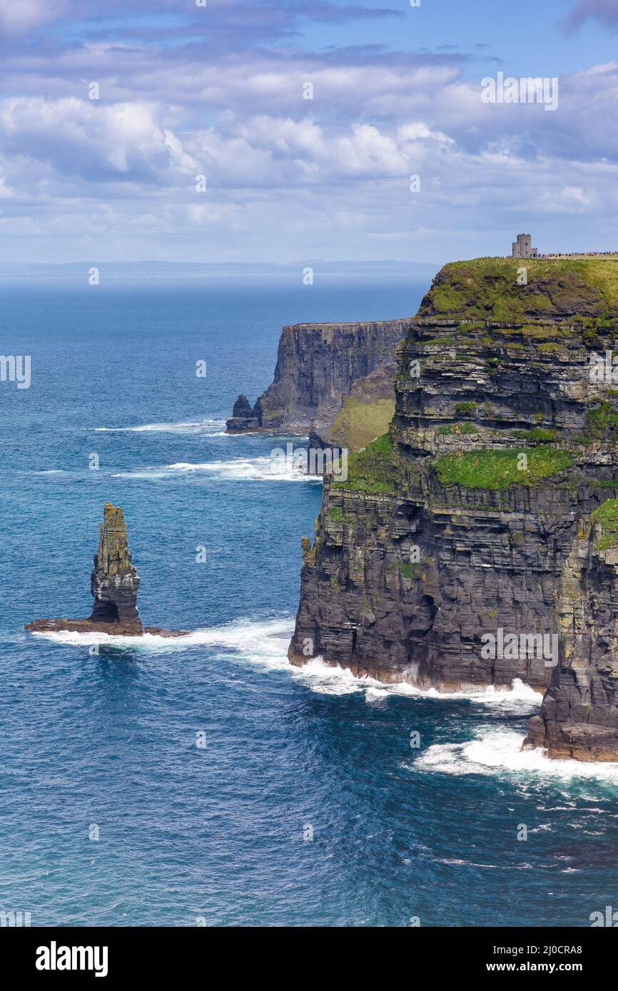 Cliffs of Moher Cliffs Irland Reisen Tourismus Portrait Natur Ozean Stockfoto