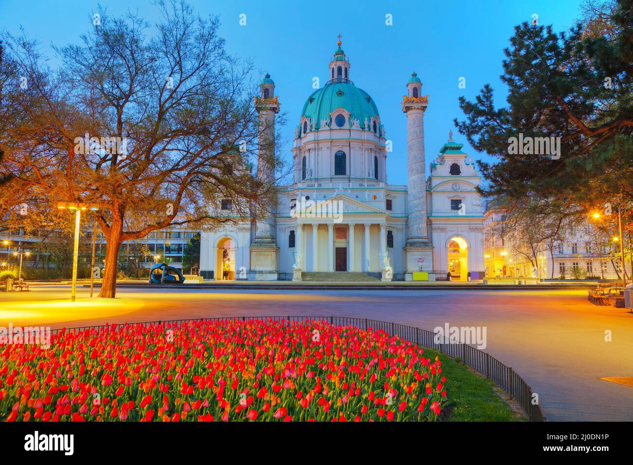Die Karlskirche (Karlskirche) in Wien, Österreich Stockfoto