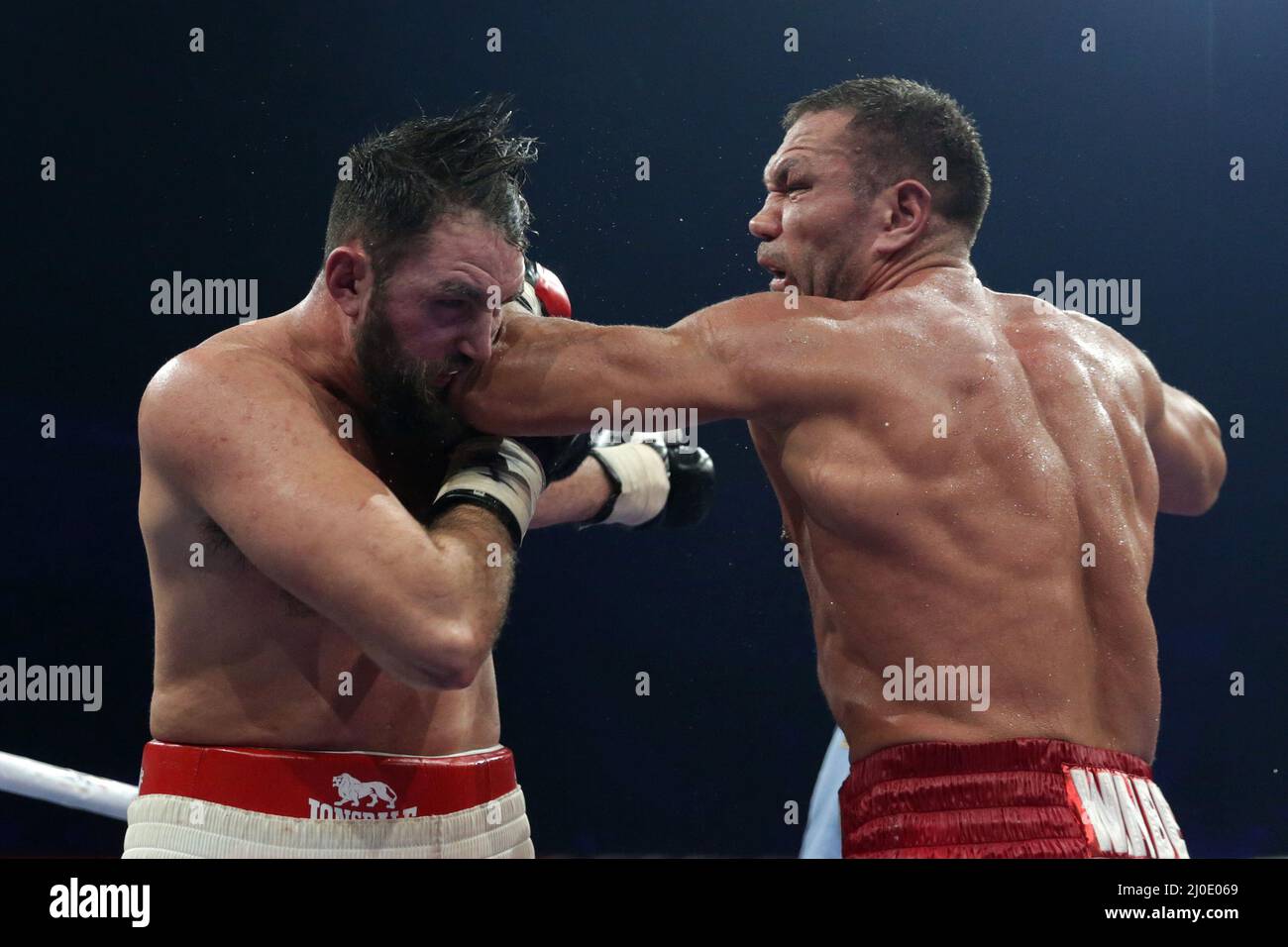 Boxer Kubrat Pulev und Hughie Fury Stockfoto