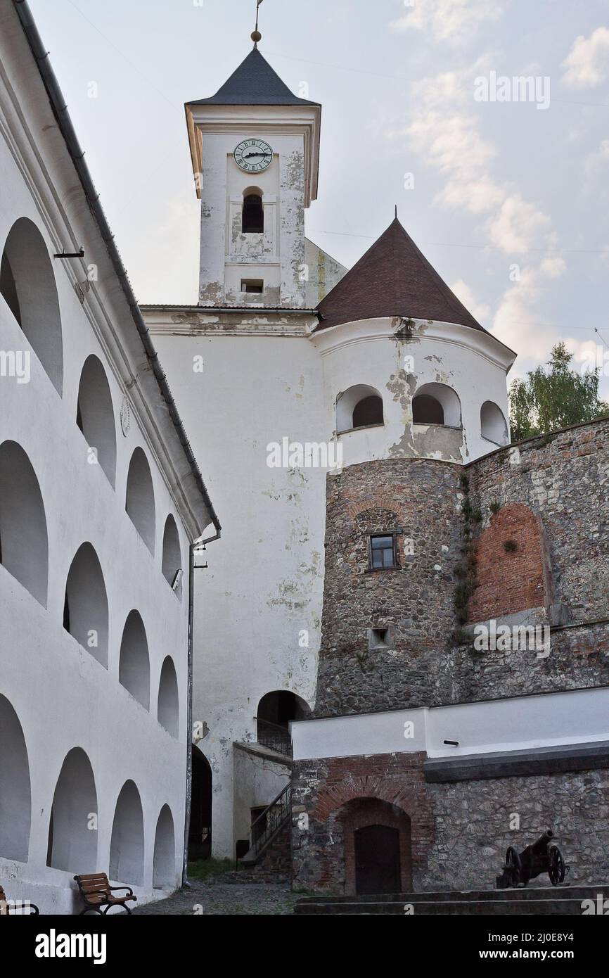 Mukachevo Schloss Palanok 14. Jahrhundert in der Ukraine Stockfoto