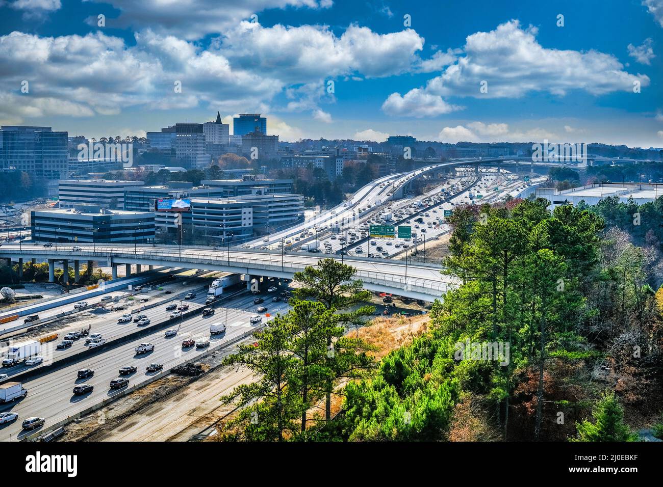 Verkehr auf dem Atlanta Perimeter Highway Stockfoto