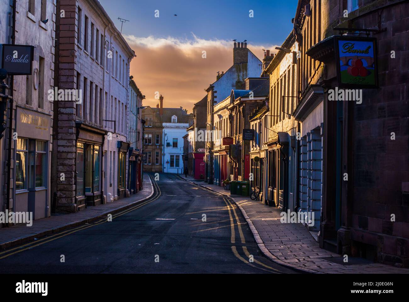 Bridge Street ist jetzt eine ruhige Seitenstraße, aber bis zum 1920s war dies der Teil der Great North Road (A1), Berwick upon Tweed. Stockfoto