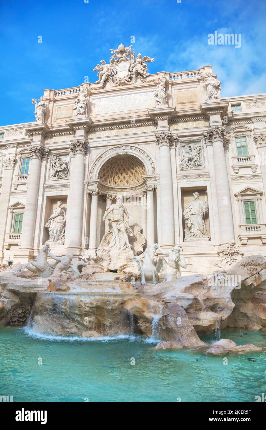 Der weltberühmte Trevi-Brunnen in Rom Stockfoto