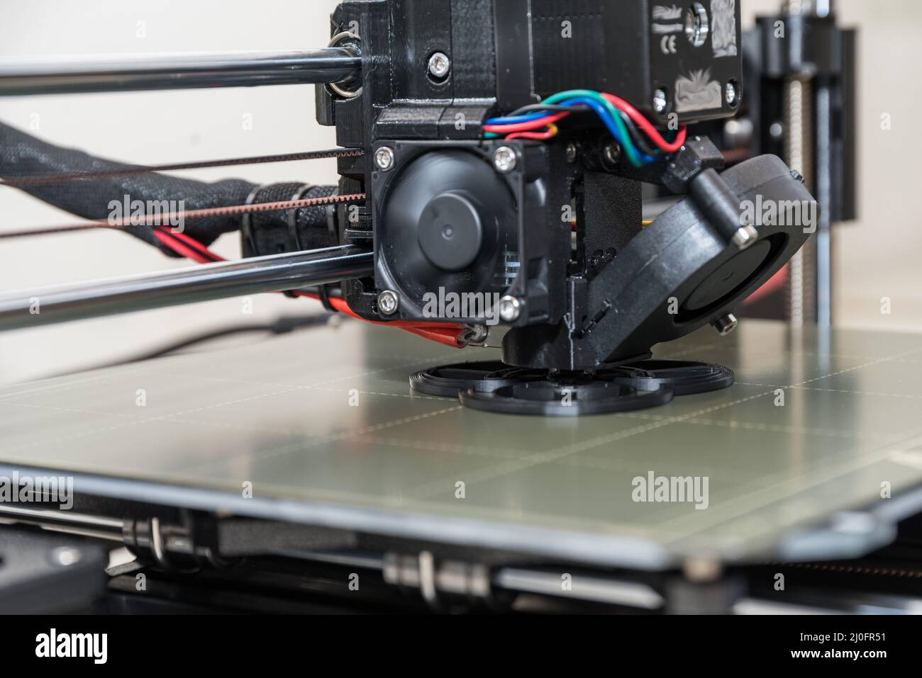 3D Drucker zum Formen und Entwerfen - Druckverfahren Stockfoto