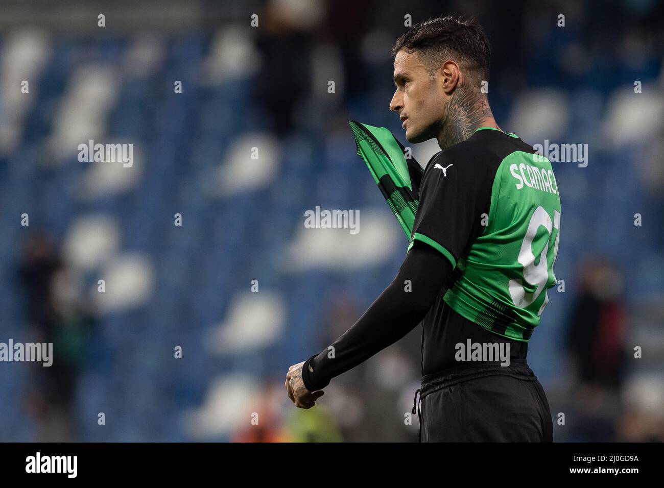 Reggio Emilia, Italien. 18. März 2022. Gianluca Scamacca von US Sassuolo schaut während der Serie A Spiel zwischen Sassuolo und Spezia im Mapei Stadium am 18. März 2022. Quelle: Ciancaphoto Studio/Alamy Live News Stockfoto