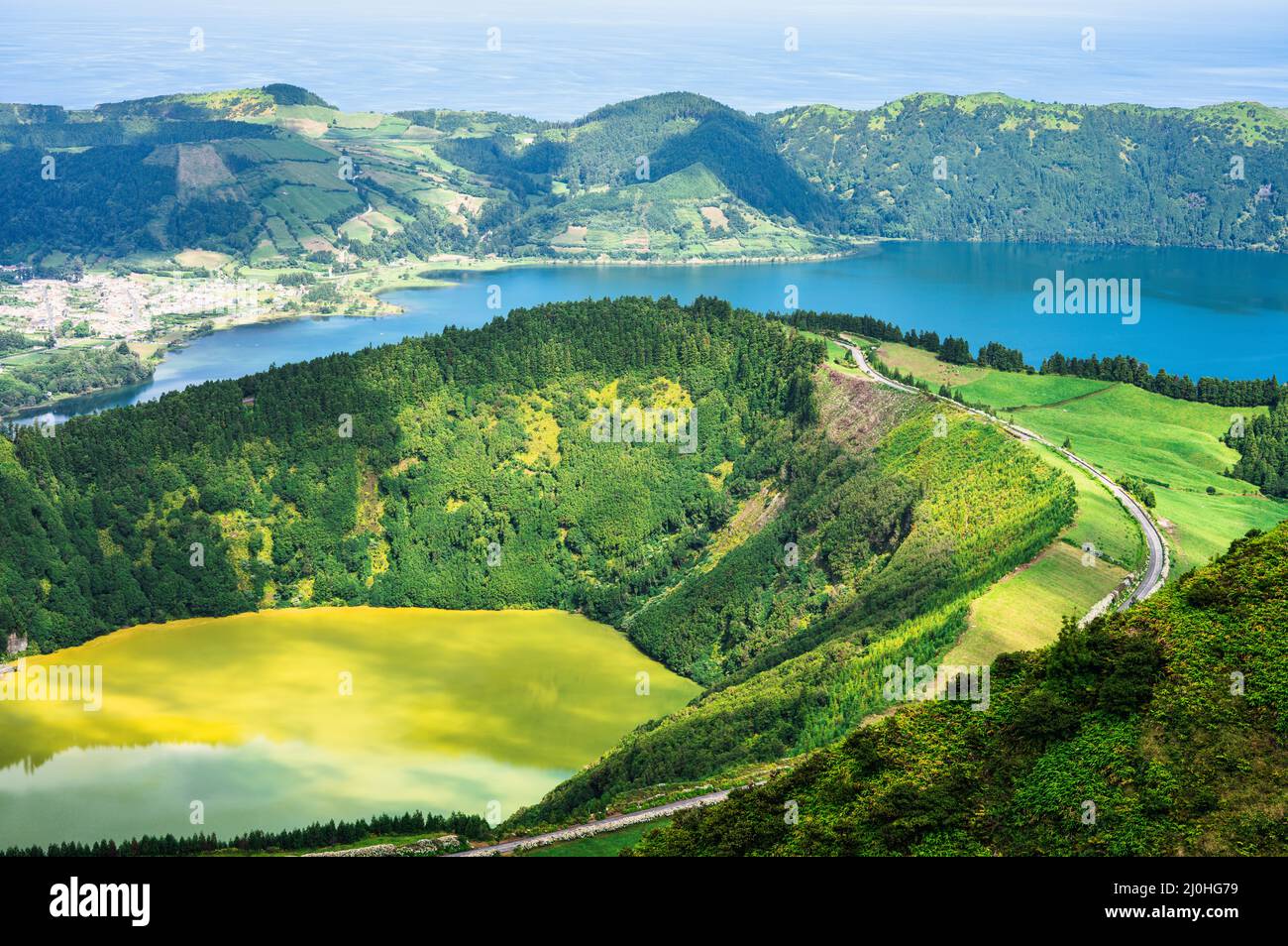 Sete Cidades, Blick von Boca do Inferno Miradouro. Sao Miguel, Azoren Stockfoto